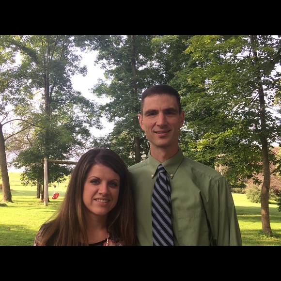 Meet your Posher, Jennifer - Picture 2 of 2